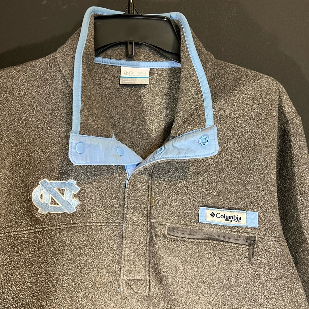 Columbia 3/4 Zip Pullover Univ of North Carolina. EUC - Picture 3 of 8